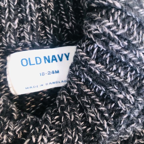 Old Navy Cable Knit Sweater and Cardigan Bundle - Picture 6 of 9